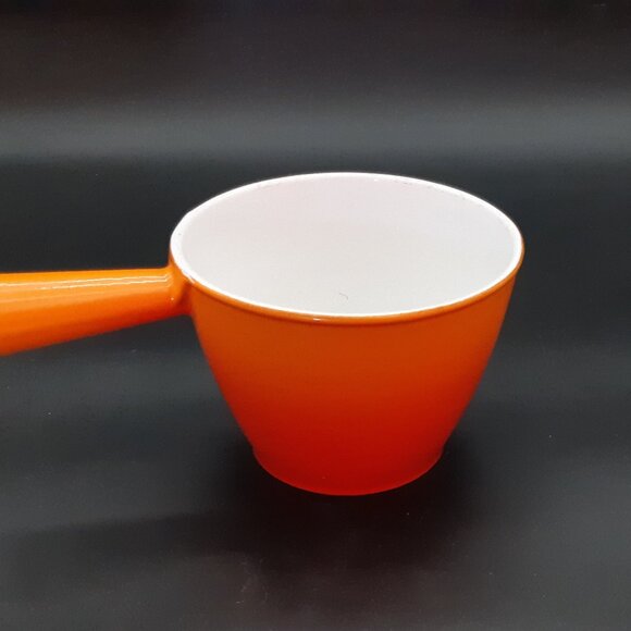 Levcoware Cast Iron Enamel Pot - Picture 3 of 11